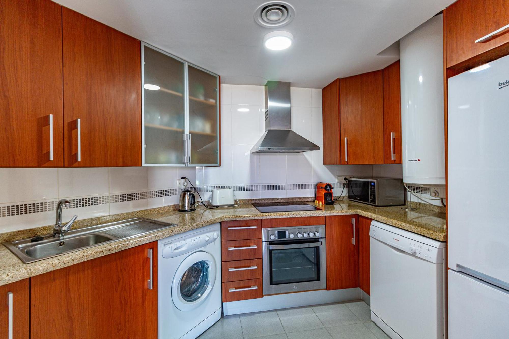 Apartment Vilapark With Pool, Free Parking, Terrace, Beach Benidorm Kültér fotó