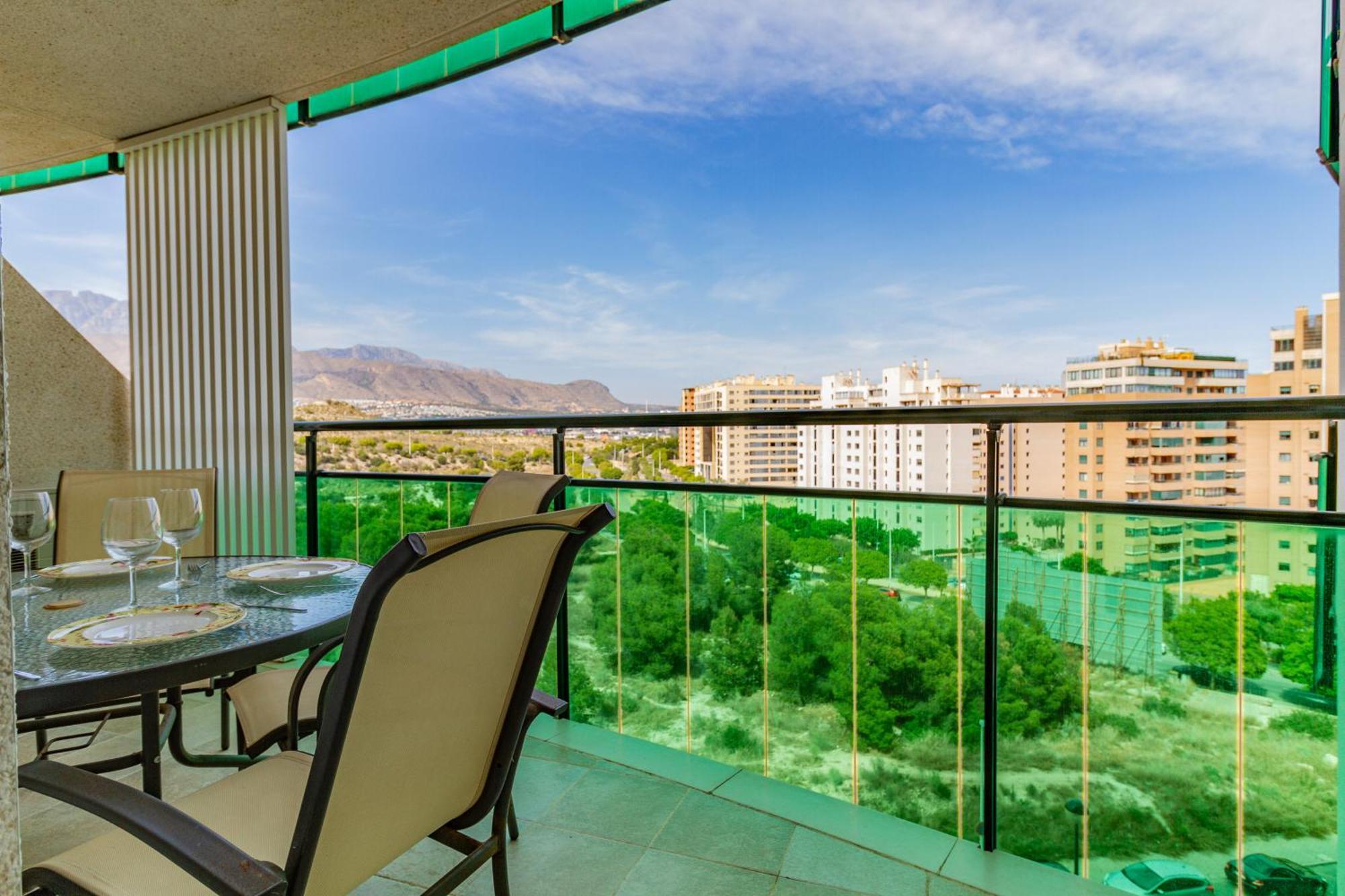 Apartment Vilapark With Pool, Free Parking, Terrace, Beach Benidorm Kültér fotó
